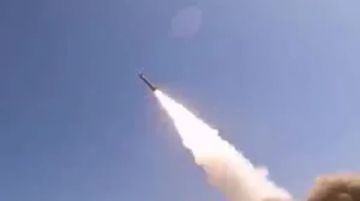 صادم!! الإمارات تكشف: إيران أطلقت علينا 2000 صاروخ ومسيرة .. والحقيقة مرعبة!