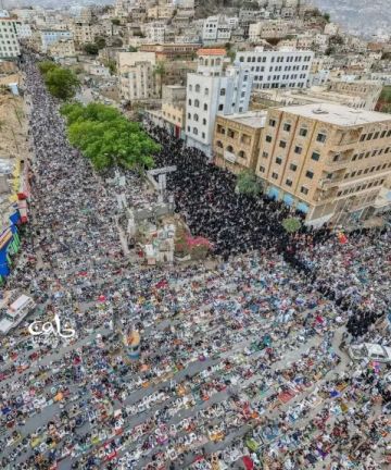 مشهد مؤلم يهز تعز.. صرخات فتيات تكشف كارثة!