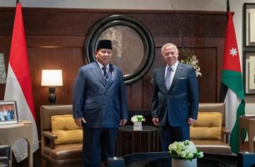 هاتفيا.. عاهل الأردن والرئيس الإندونيسي يبحثان الأوضاع في المنطقة هاتفيا.. عاهل الأردن والرئيس الإندونيسي يبحثان الأوضاع في المنطقة