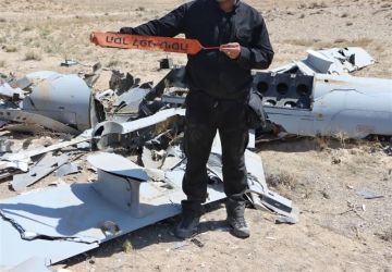 الحرس الثوري الإيراني: إسقاط مسيرتين صهيونيتين في سماء تبريز وخرم آباد الحرس الثوري الإيراني: إسقاط مسيرتين صهيونيتين في سماء تبريز وخرم آباد