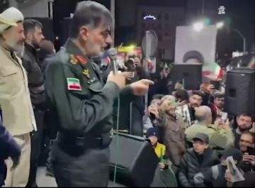 قائد الشرطة الإيرانية: حضور المواطنين في طهران يحبط مخططات الفتنة ويمثل رسالة يأس للعدو