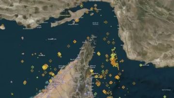 إيران تعتزم فتح مضيق هرمز وتعلن عن إجراء هو الأول من نوعه مقابل مرور السفن