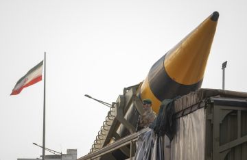  الثوري الإيراني : إطلاق الموجة 47 من الوعد الصادق 4 بصواريخ خيبر شكن و قدر 