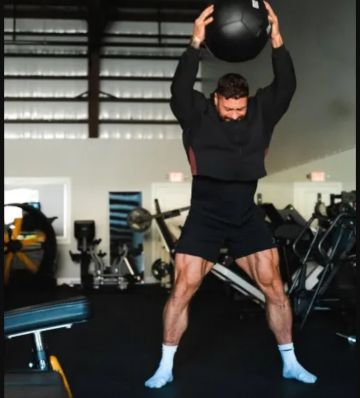 إليك الطريقة الأمثل لبناء أرجل فولاذية بأسلوب بطل مستر أولمبيا إليك الطريقة الأمثل لبناء أرجل فولاذية بأسلوب بطل مستر أولمبيا