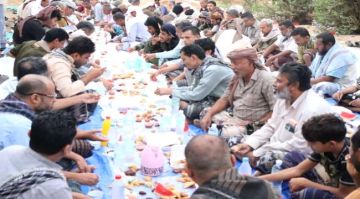 انتقالي أبين يقيم مأدبة إفطار جماعي وأمسية رمضانية بالمحافظة ويصدر بيانا سياسيا انتقالي أبين يقيم مأدبة إفطار جماعي وأمسية رمضانية بالمحافظة ويصدر بيانا سياسيا