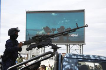 الحوثيون: هاجمنا بصواريخ مجنحة وطائرات مسيرة أهدافا حيوية وعسكرية في جنوب فلسطين المحتلة