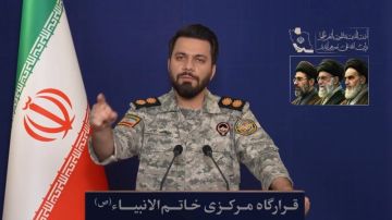 مقر خاتم الانبياء: القوات الإيرانية تنتظر الفرصة لسحق الجيش الأمريكي إذا نفذت التهديدات مقر خاتم الانبياء: القوات الإيرانية تنتظر الفرصة لسحق الجيش الأمريكي إذا نفذت التهديدات