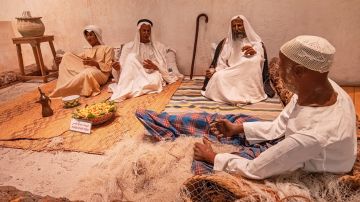 القرى الثقافية في الإمارات.. مرآة للحياة الاجتماعية العريقة