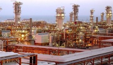 ايران تعلن احتواء حريق حقل بارس الجنوبي إثر عدوان أمريكي صهيوني