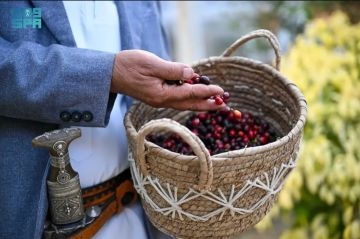 موائد الإفطار الرمضانية بمزارع البن في جبال منطقة جازان.. عادة متأصلة وتقليد متوارث