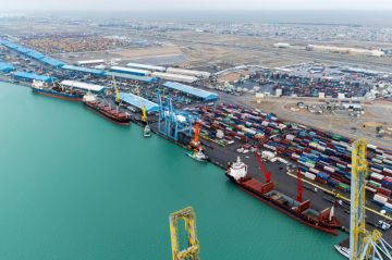 بغداد تتواصل مع طهران من أجل السماح لصادرات النفط بالمرور عبر مضيق هرمز