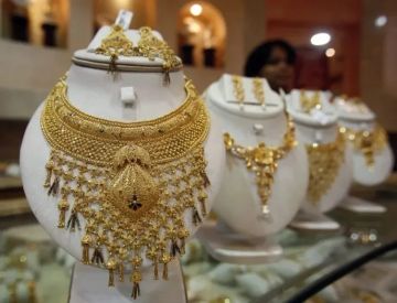 أسعار الذهب تقفز 121 دولارا في يوم واحد وتصل لهذا المستوى اليوم