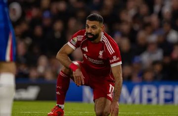 صدمة لمنتخب مصر.. أرني سلوت يفجر مفاجأة ويمنع محمد صلاح من الانضمام لمنتخب مصر لهذا السبب! صدمة لمنتخب مصر.. أرني سلوت يفجر مفاجأة ويمنع محمد صلاح من الانضمام لمنتخب مصر لهذا السبب!