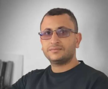 مقتل صحفي برصاص مسلح مجهول وسط مدينة تعز مقتل صحفي برصاص مسلح مجهول وسط مدينة تعز