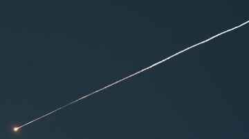 (حزب الله) يرد بـ40 صاروخا و5 مسيرات والإنذارات تدوي بأرجاء إسرائيل