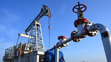 أسعار النفط ترتفع بشكل حاد وسط توتر الأوضاع بالمنطقة أسعار النفط ترتفع بشكل حاد وسط توتر الأوضاع بالمنطقة