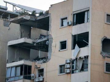 الصحة اللبنانية: 31 قتيلا و149 جريحا حصيلة تلغارات الإسرائيلية الصحة اللبنانية: 31 قتيلا و149 جريحا حصيلة تلغارات الإسرائيلية