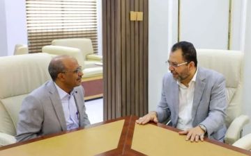 حقيقة وضع الكهرباء في عدن.. اجتماع للكاف ووزير النفط يكشف المستور! حقيقة وضع الكهرباء في عدن.. اجتماع للكاف ووزير النفط يكشف المستور!