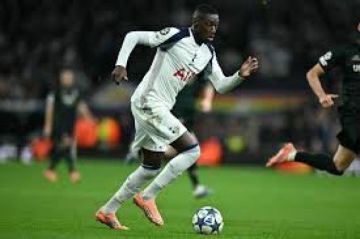 انضمام كولو مواني لتشكيلة فرنسا لمواجهة البرازيل وكولومبيا وديا