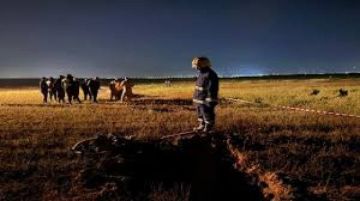 سقوط شظايا بمنطقة الشوامخ وإصابة شخص هندي بأبوظبي