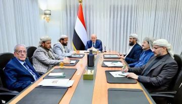 وكالة: مجلس القيادة الرئاسي يستعد لشن عملية عسكرية واسعة ضد مليشيا الحوثي وكالة: مجلس القيادة الرئاسي يستعد لشن عملية عسكرية واسعة ضد مليشيا الحوثي