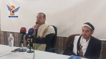 أمين العاصمة يتفقد مستوى الانضباط الوظيفي ويناقش خطط المراكز الصيفية