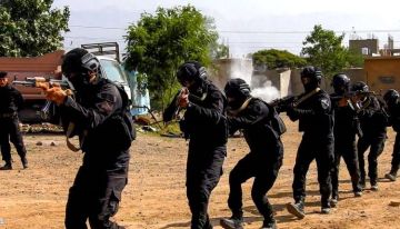 اليمن يحذر من تصعيد الحوثيين وتنسيقهم مع جماعات إرهابية 