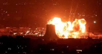 إسرائيل تستهدف مواقع تخزين النفط في إيران