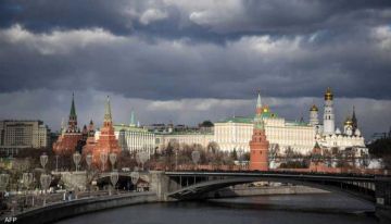 روسيا تطرد دبلوماسيا بريطانيا بتهمة التجسس روسيا تطرد دبلوماسيا بريطانيا بتهمة التجسس