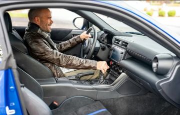 رجة السيارة عند التعشيق: متى تكون طبيعية ومتى تتحول إلى إنذار؟