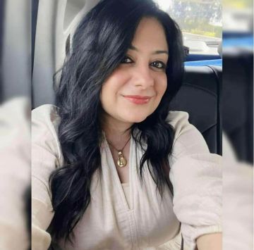 قصيدتان من جبل على كتفي قصيدتان من جبل على كتفي