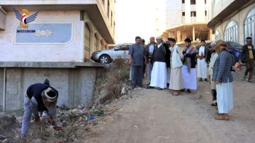 محافظ إب يدشن حملة نظافة شاملة لاستقبال عيد الفطر المبارك محافظ إب يدشن حملة نظافة شاملة لاستقبال عيد الفطر المبارك