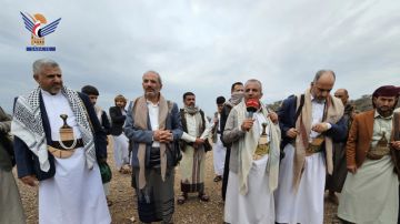 وزارة الخدمة المدنية تقدم قافلة عيدية للمرابطين في الجبهات بالضالع