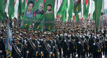 الحرس الثوري الإيراني يؤكد مقتل قائد قوات الباسيج