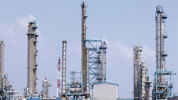 شركة بتروكيماويات تبريز الإيرانية تعلن تعرض منشآتها إلى قصف أمريكي (إسرائيلي)