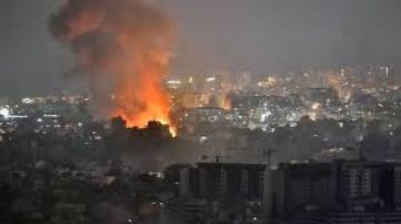 حزب الله يستهدف قاعدة حيفا البحرية شمال إسرائيل