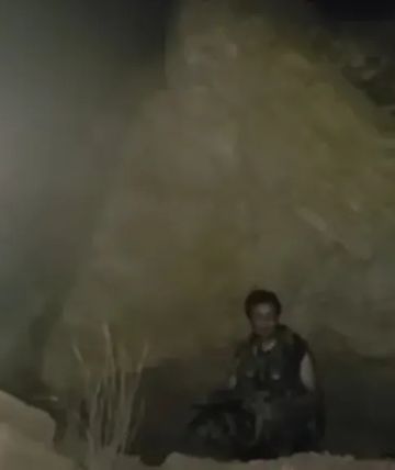 قيادي حوثي يطلق سراح متهم بمحاولة قتل المواطن القشيبي ويسعى لإشعال فتيل فتنة في عمران (فيديو)