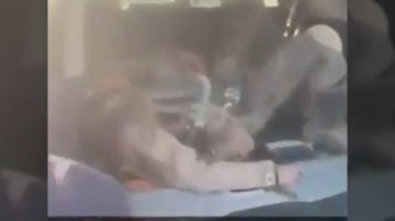 فيديو.. سقوط طائرة حربية أمريكية في منطقة الجهراء بالكويت ونجاة طاقمها