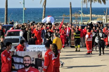 بين واجب الإنقاذ وخطر الاستهداف.. الحرب تطاول المسعفين في جنوب لبنان بين واجب الإنقاذ وخطر الاستهداف.. الحرب تطاول المسعفين في جنوب لبنان