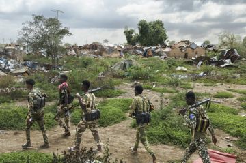 الجيش الصومالي يدمر مواقع لحركة الشباب جنوبي البلاد