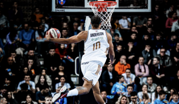 دبي لكرة السلة يحقق فوزا كبيرا على كرفينا زفيزدا في الدوري الأدرياتيكي دبي لكرة السلة يحقق فوزا كبيرا على كرفينا زفيزدا في الدوري الأدرياتيكي