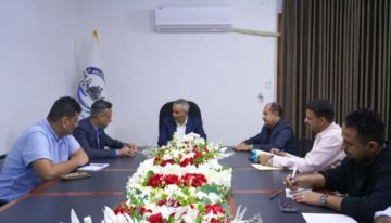 لدى لقاءه القائم بأعمال المدير التنفيذي للصندوق الاجتماعي للتنمية وزير الشؤون الاجتماعية يؤكد على توجيه التدخلات نحو مناطق الاحتياج الفعلية وطمأنة المانحين الدوليين