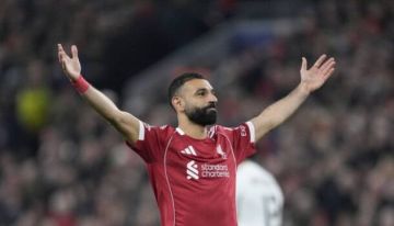 نادٍ سعودي يسعى للحصول على خدمات محمد صلاح