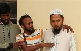 بنجلادش:غرق حافلة في نهر يودي بحياة 24 على الأقل بنجلادش:غرق حافلة في نهر يودي بحياة 24 على الأقل