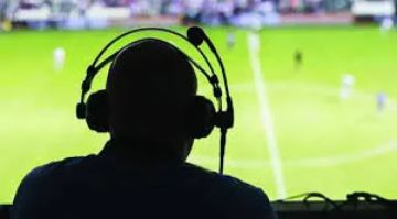 تعرف على معلق مباراة برشلونة ضد أتلتيكو مدريد في نص نهائي كأس ملك إسبانيا تعرف على معلق مباراة برشلونة ضد أتلتيكو مدريد في نص نهائي كأس ملك إسبانيا