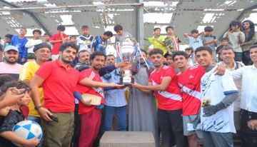 برعاية مدير عام المديرية عواس الزهري.. القادسية يتوج بطلا لبطولة السلطة المحلية الرمضانية للفرق الشعبية بخورمكسر برعاية مدير عام المديرية عواس الزهري.. القادسية يتوج بطلا لبطولة السلطة المحلية الرمضانية للفرق الشعبية بخورمكسر