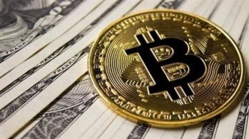 بتكوين تتجاوز 72 ألف دولار مع استقرار سعر النفط
