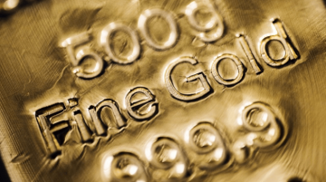 الذهب يواصل الصعود والفضة تعمق خسائرها الأسبوعية