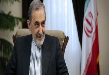 ولايتي: على الحكام العرب إفهام ترامب أن الخليج ليس مكانا للمقامرة