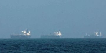 إيطاليا تكشف حقيقة وجود مفاوضات مع إيران لإعادة فتح مضيق هرمز